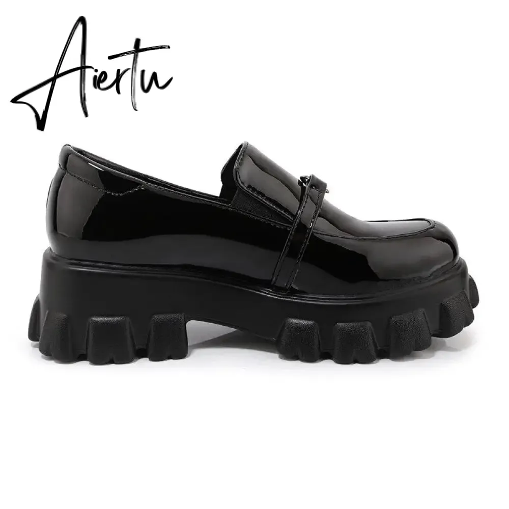 Aiertu Spring New Slip ons Shallow Shoes Women Metal Chain Buckle Platform Chunky Heels Casual Shoes Loafers 33-46 sapato feminino