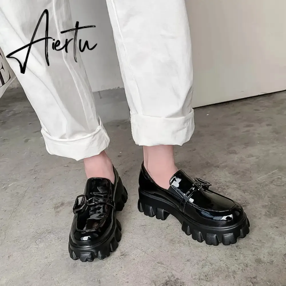 Aiertu Spring New Slip ons Shallow Shoes Women Metal Chain Buckle Platform Chunky Heels Casual Shoes Loafers 33-46 sapato feminino