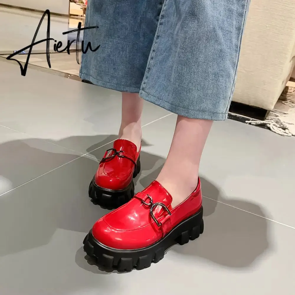 Aiertu Spring New Slip ons Shallow Shoes Women Metal Chain Buckle Platform Chunky Heels Casual Shoes Loafers 33-46 sapato feminino