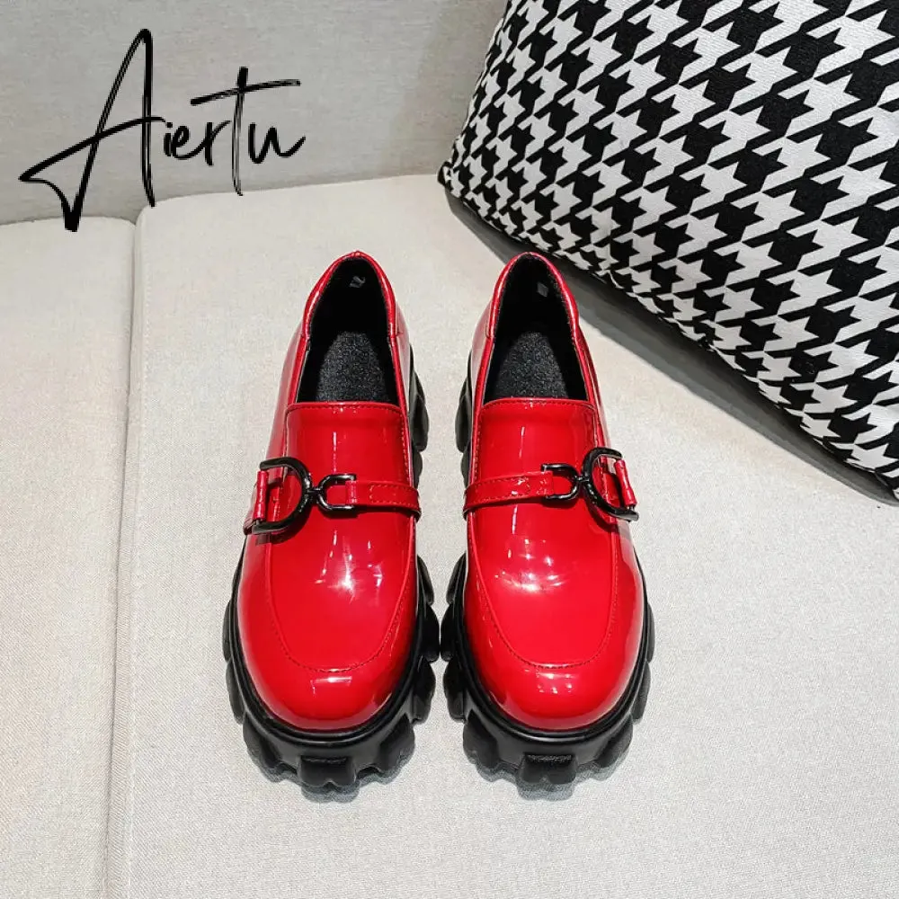 Aiertu Spring New Slip ons Shallow Shoes Women Metal Chain Buckle Platform Chunky Heels Casual Shoes Loafers 33-46 sapato feminino