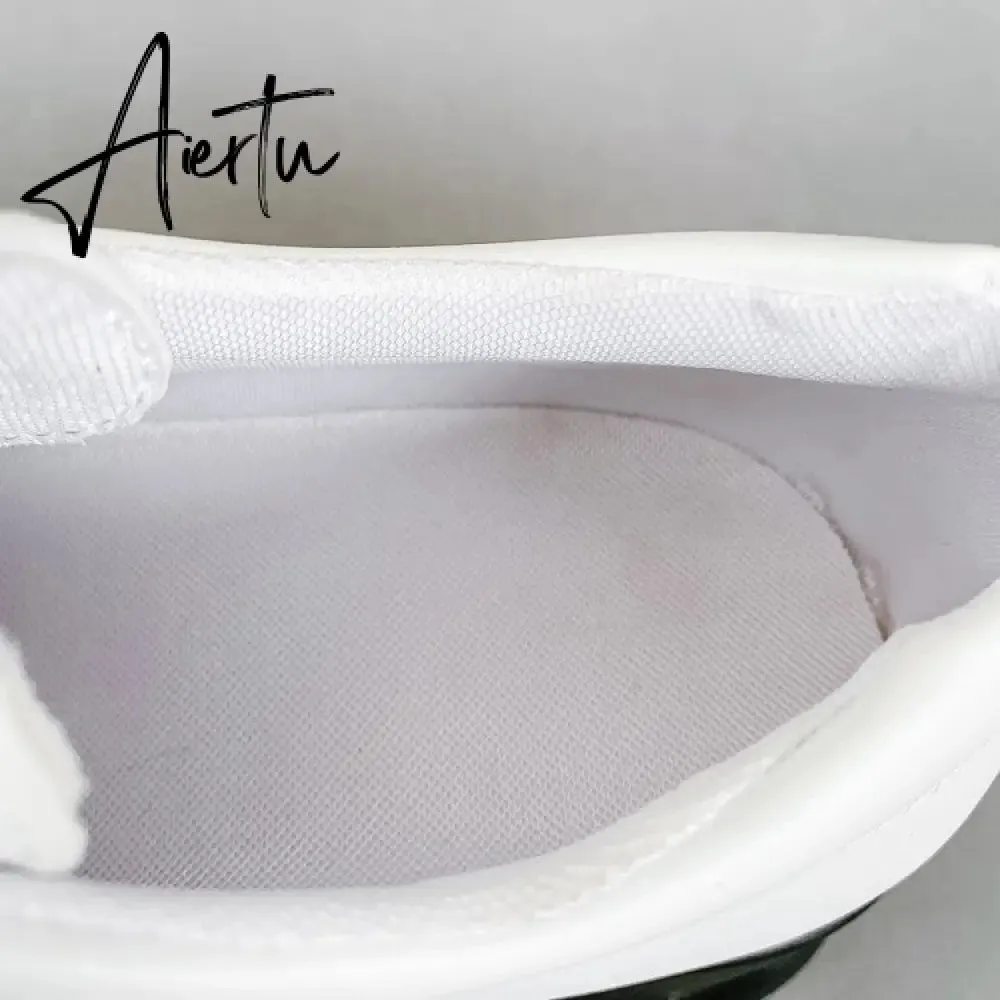 Aiertu Spring New Slip ons Shallow Shoes Women Metal Chain Buckle Platform Chunky Heels Casual Shoes Loafers 33-46 sapato feminino