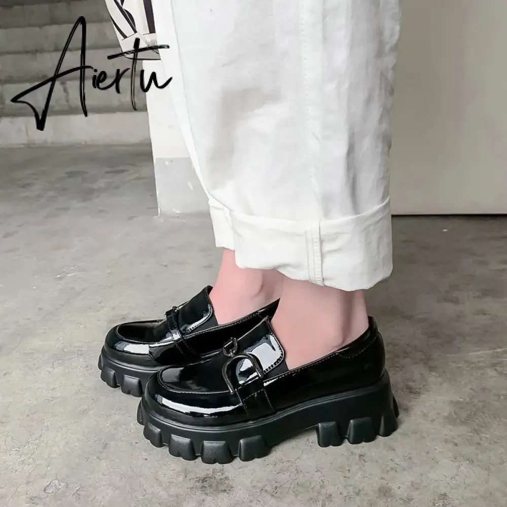 Aiertu Spring New Slip ons Shallow Shoes Women Metal Chain Buckle Platform Chunky Heels Casual Shoes Loafers 33-46 sapato feminino