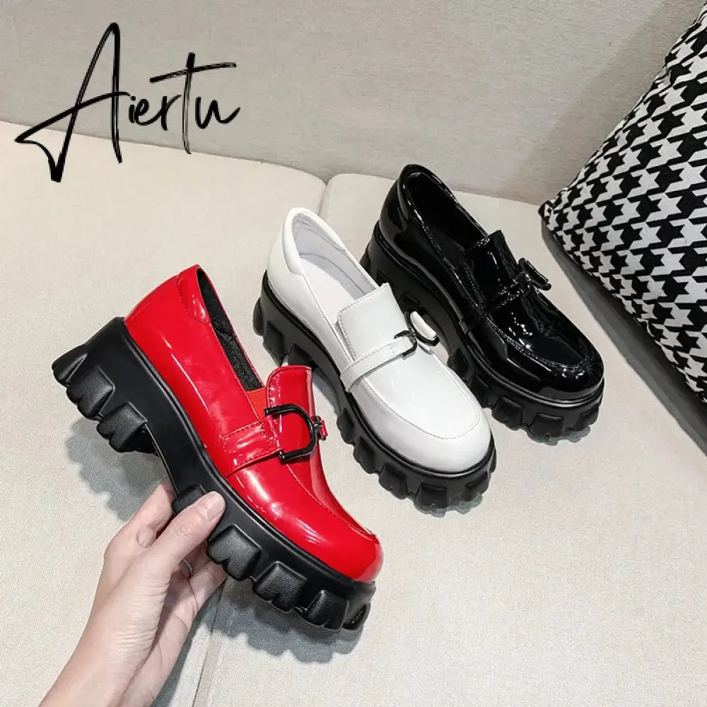 Aiertu Spring New Slip ons Shallow Shoes Women Metal Chain Buckle Platform Chunky Heels Casual Shoes Loafers 33-46 sapato feminino
