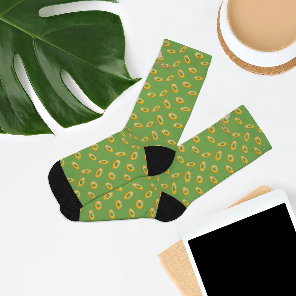 Light Green Socks, Gold Coins Print St. Patrick's Day Unisex Premium One-size Socks-Made in USA