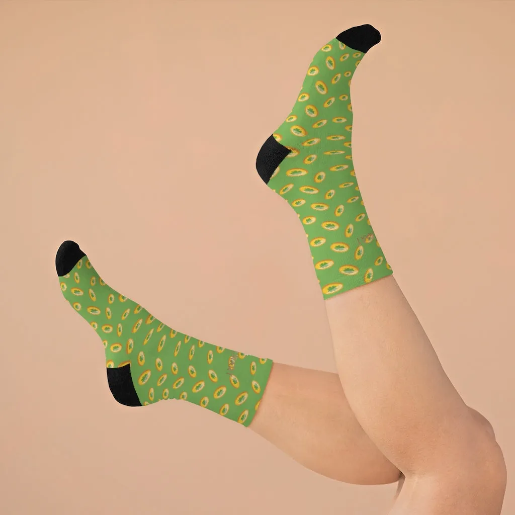 Light Green Socks, Gold Coins Print St. Patrick's Day Unisex Premium One-size Socks-Made in USA