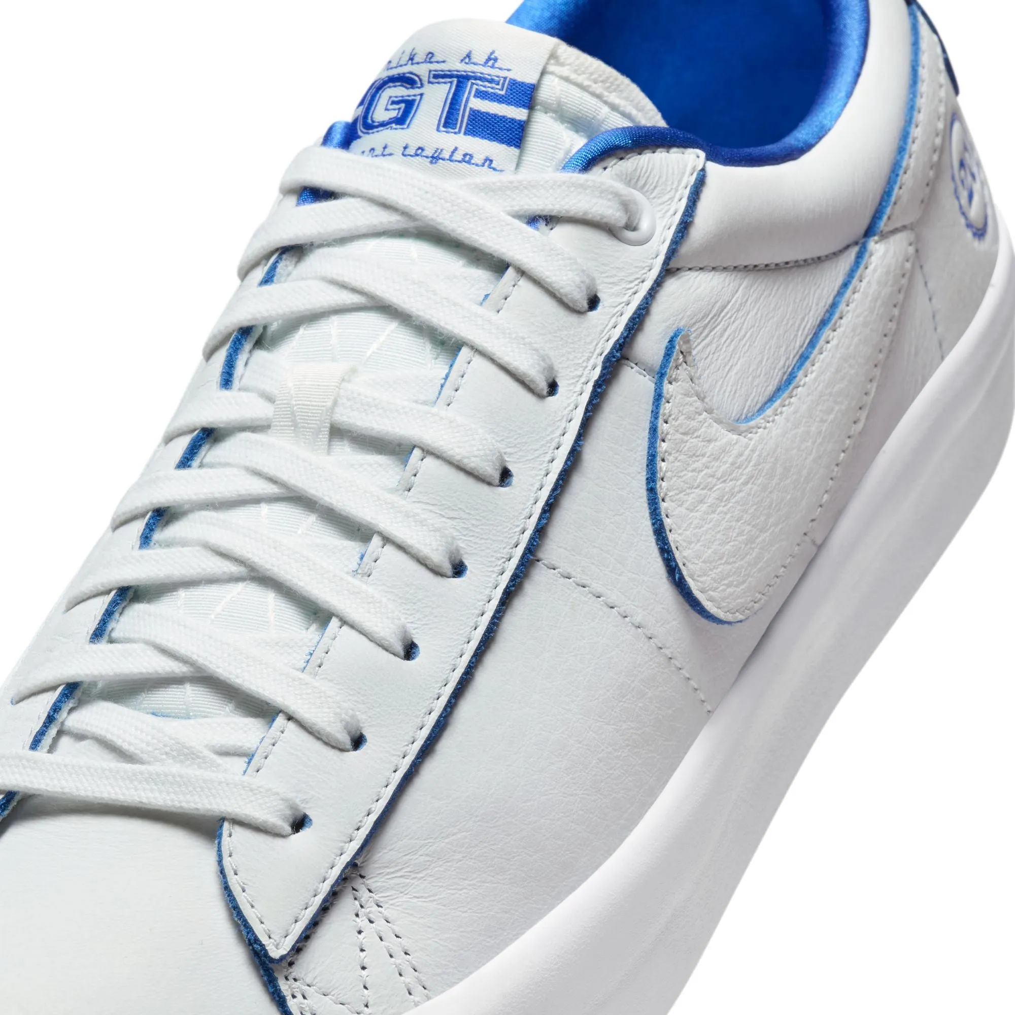 Nike SB Blazer Low Pro GT Premium - SUMMIT WHITE/GAME ROYAL-SUMMIT WHITE