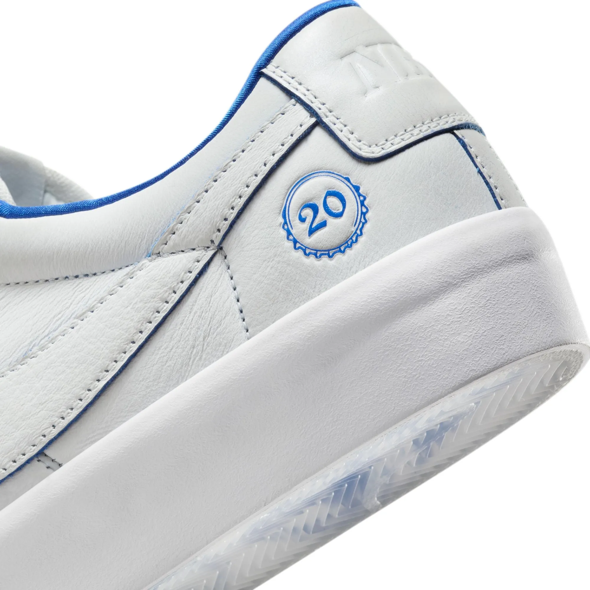 Nike SB Blazer Low Pro GT Premium - SUMMIT WHITE/GAME ROYAL-SUMMIT WHITE